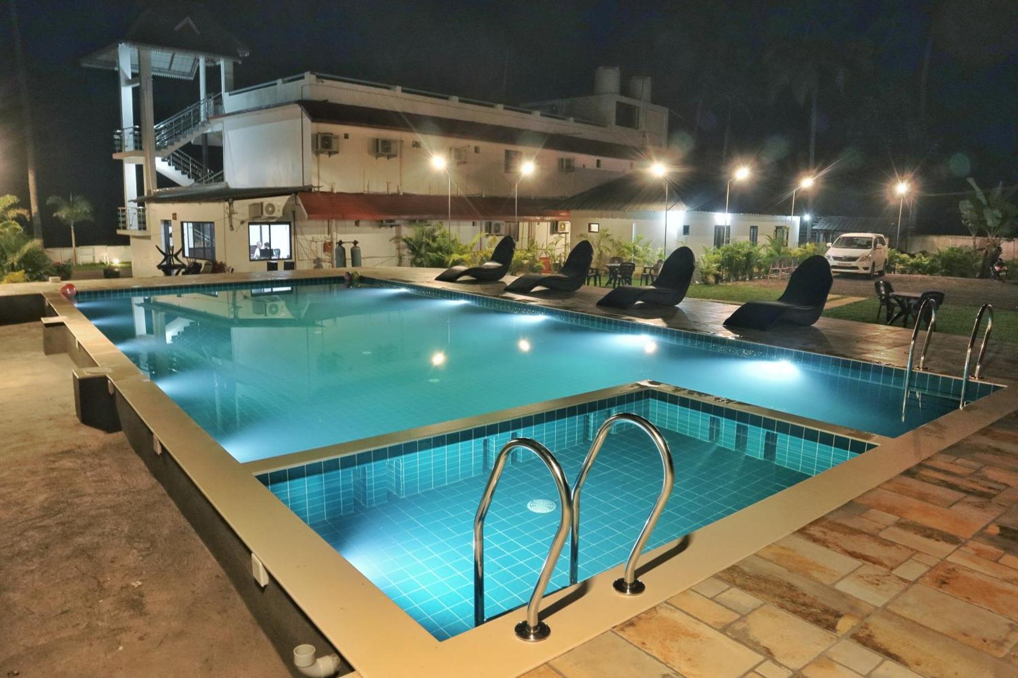 Vembanad Village Backwater Resort Alappuzha Екстериор снимка