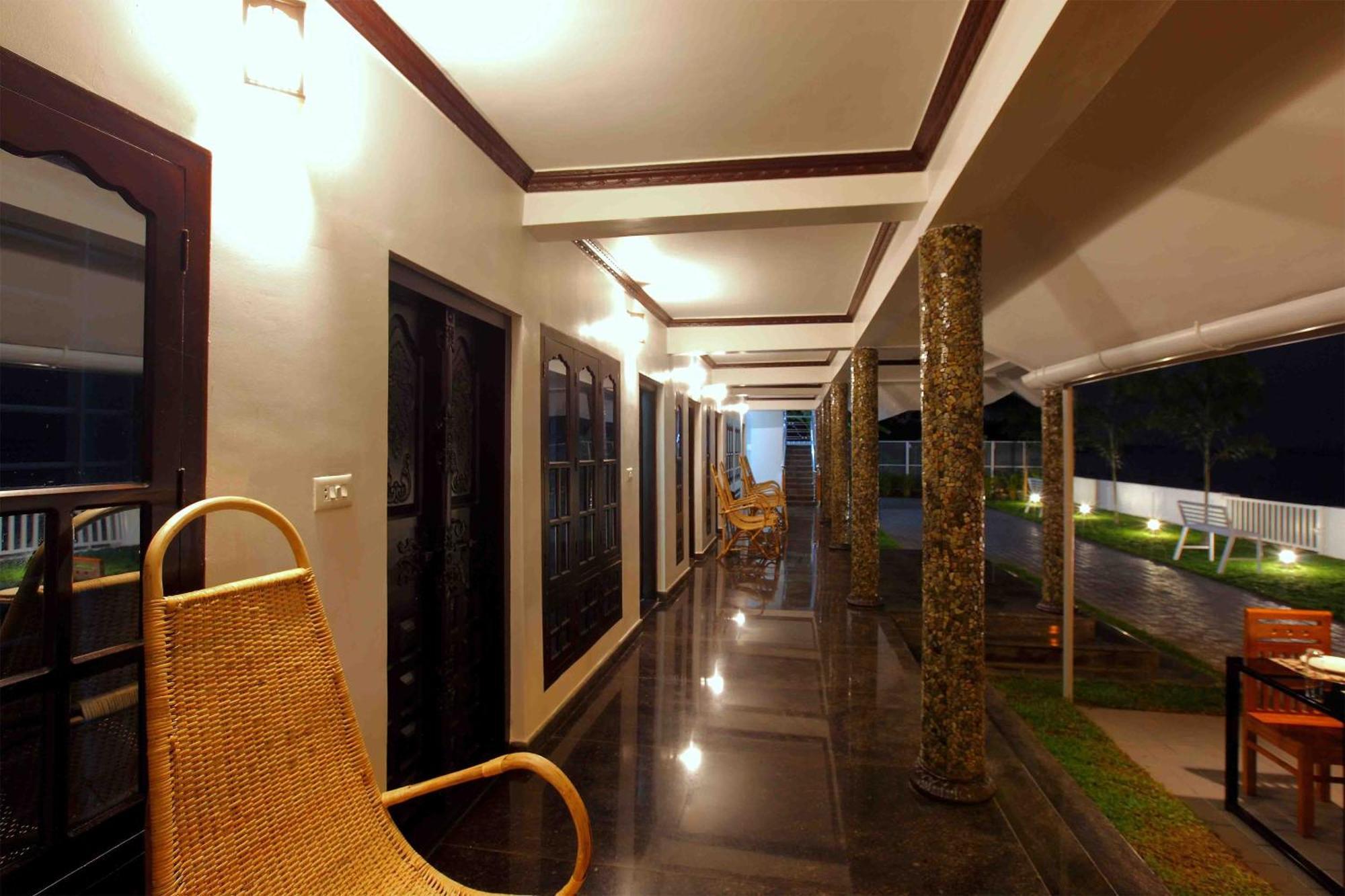Vembanad Village Backwater Resort Alappuzha Екстериор снимка