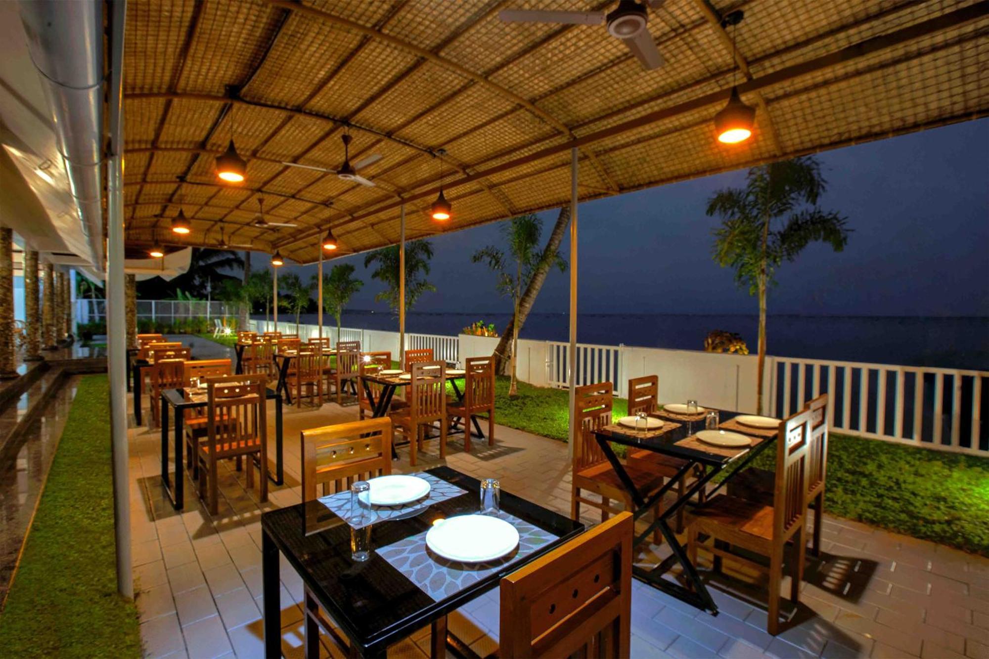 Vembanad Village Backwater Resort Alappuzha Екстериор снимка